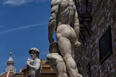 a statue of a person