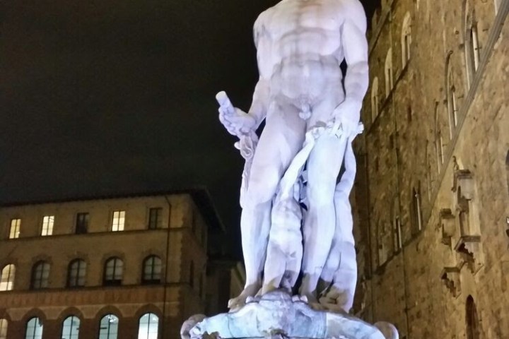 a statue of a person